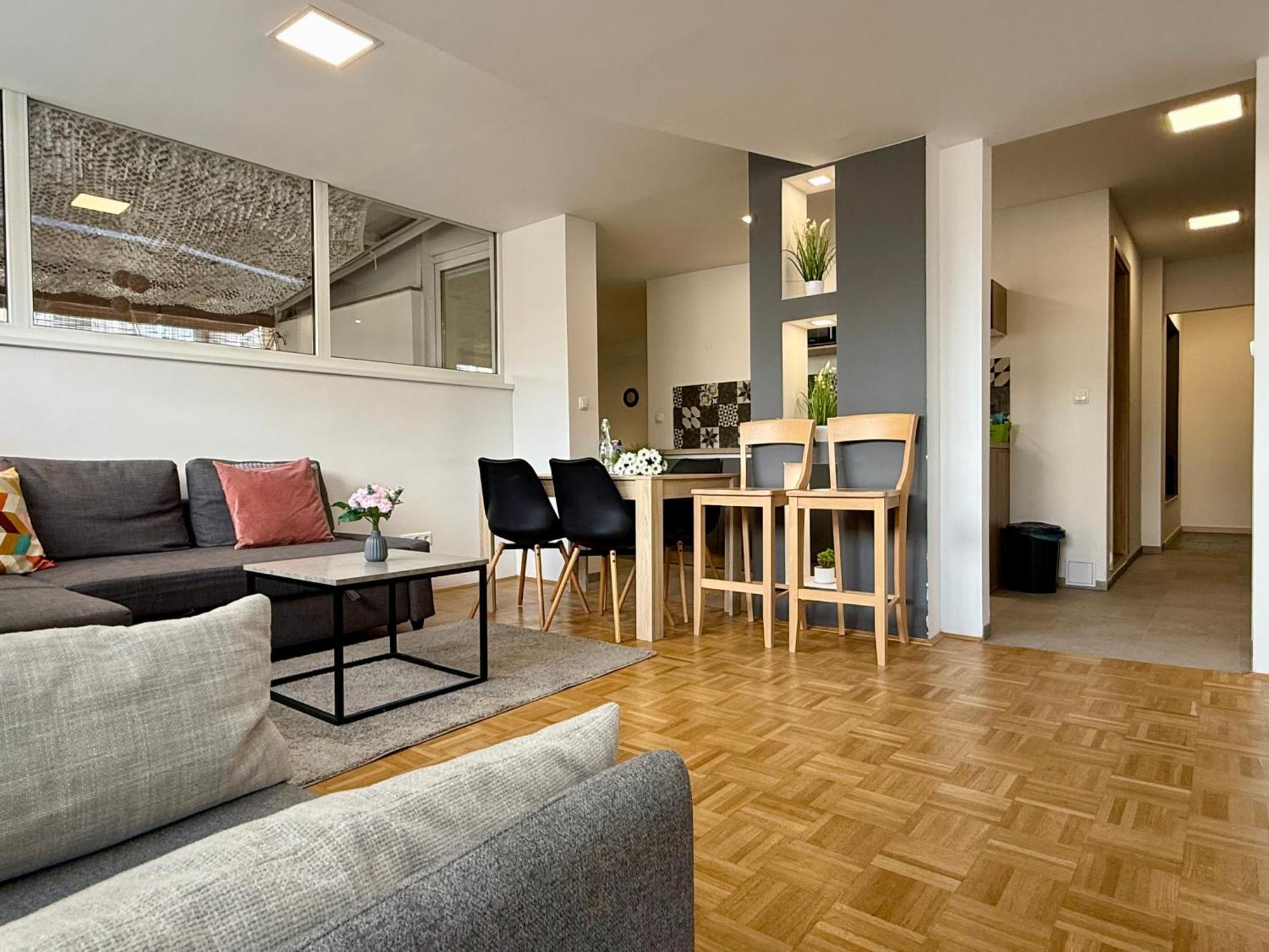 Apartments Park Siska 류블랴나 외부 사진