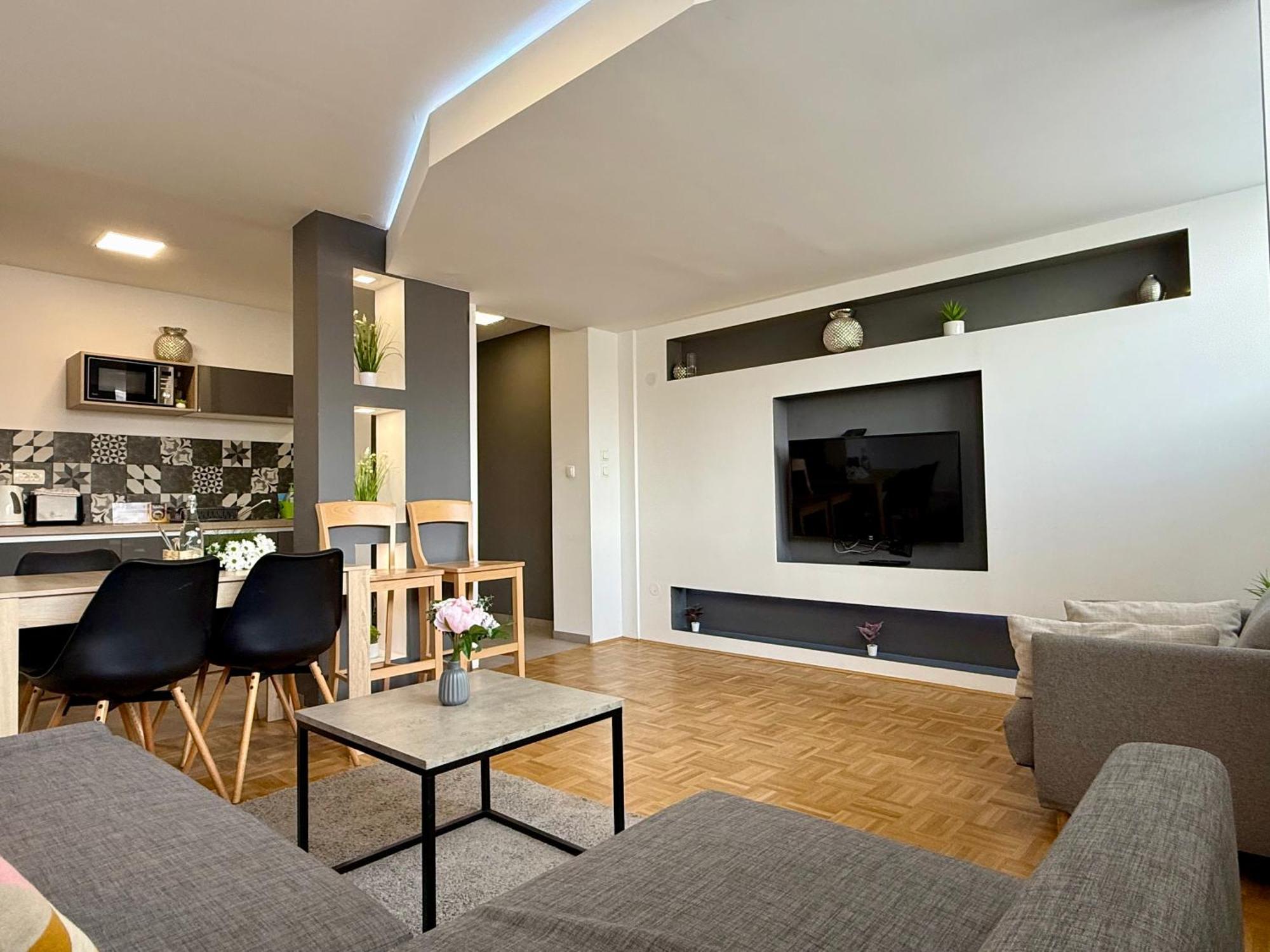Apartments Park Siska 류블랴나 외부 사진